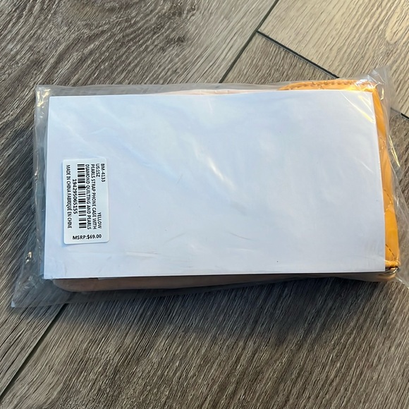 Badgley Mischka Pearls Strap Phone Case - Picture 8 of 8